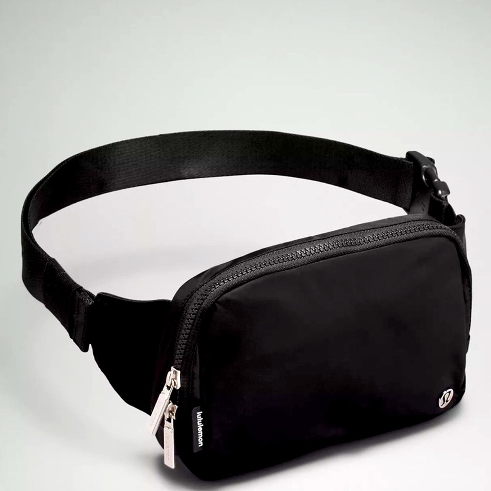 NWT Lululemon Everywhere Belt Bag Crossbody Bum Large 2L Black NEW - Picture 4 of 14
